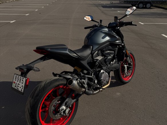 2022 Ducati Monster 937, серый, 950000 рублей - вид 6
