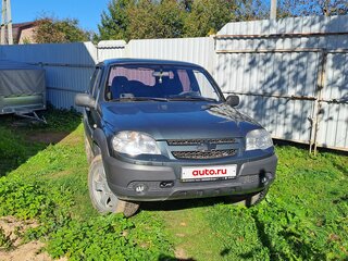 2011 Chevrolet Niva I Рестайлинг, серый, 410000 рублей, вид 1