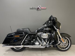 2012 Harley-Davidson Street Glide, чёрный, 995000 рублей, вид 1