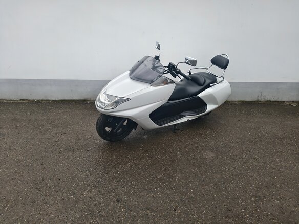 2004 Yamaha Maxam (CP250), белый, 215000 рублей