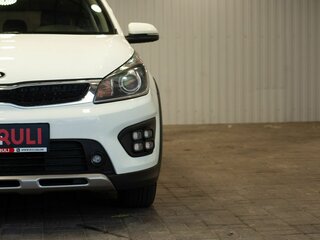 2018 Kia Rio X-Line IV, белый, 1705000 рублей, вид 5
