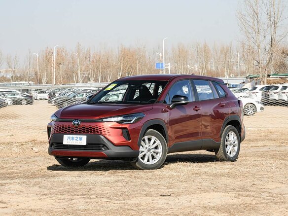 2025 Toyota Corolla Cross I Рестайлинг, оранжевый, 2950000 рублей - вид 1
