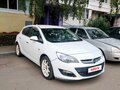 2013 Opel Astra J Рестайлинг, белый, 720000 рублей