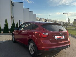 2011 Ford Focus III, красный, 680000 рублей, вид 2