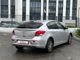 2012 Chevrolet Cruze I Рестайлинг, серебристый, 560000 рублей, вид 4