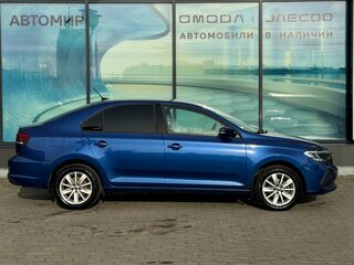 2021 Volkswagen Polo VI, синий, 1370000 рублей, вид 4