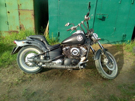 1999 Yamaha XVS400 Drag Star, чёрный, 220666 рублей, вид 1