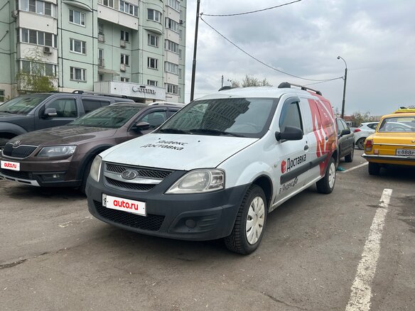 2016 Lada (ВАЗ) Largus I, белый, 399000 рублей - вид 2