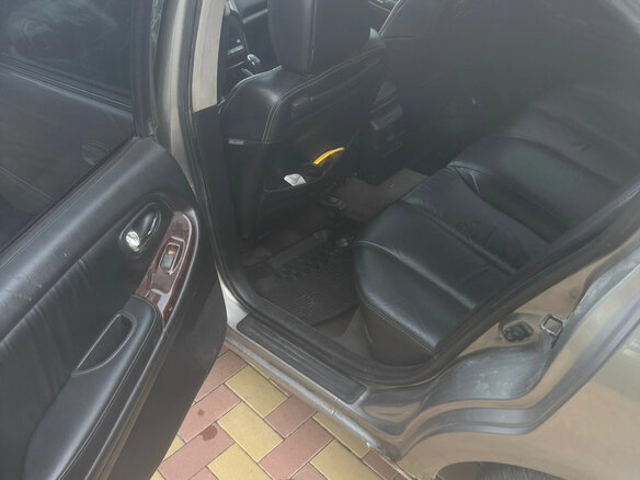 2002 Nissan Maxima V (A33), серый, 370000 рублей - вид 15