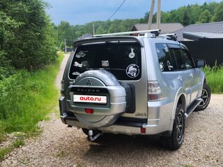 2011 Mitsubishi Pajero IV Рестайлинг 1, серебристый, 1865000 рублей, вид 4