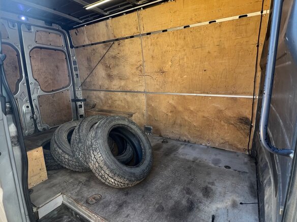 2007 Mercedes-Benz Sprinter, серебристый - вид 9