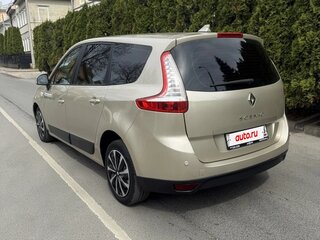 2009 Renault Scenic III, золотистый, 690000 рублей, вид 4