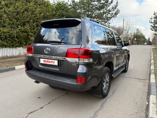 2016 Toyota Land Cruiser 200 Series Рестайлинг 2, серый, 4870000 рублей, вид 3