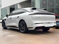 2026 Zeekr 007 GT 103 kWh, белый, 7580000 рублей - вид 3