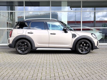 2022 Mini Countryman Cooper II Рестайлинг, белый, 2650000 рублей, вид 5
