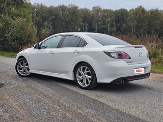 2010 Mazda 6 II (GH) Рестайлинг, белый, 1029000 рублей, вид 4