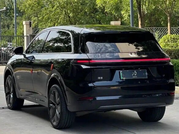 2024 Li Auto (Lixiang) L7 52.3 kWh I Рестайлинг, чёрный, 6700070 рублей - вид 5