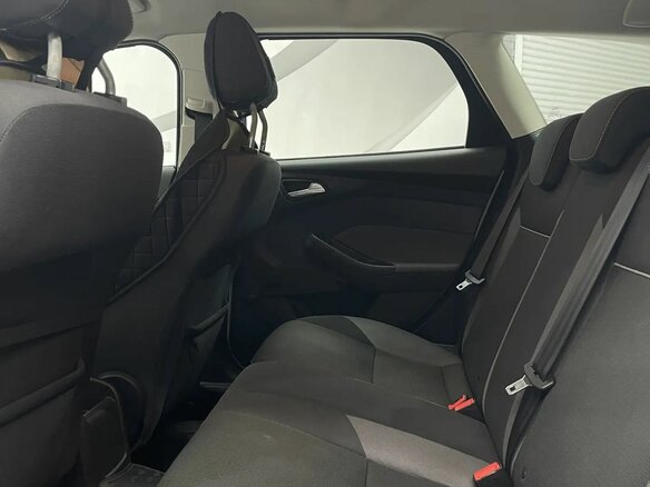 2013 Ford Focus III, белый, 830000 рублей - вид 13
