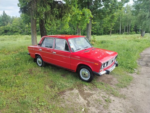 1989 Lada (ВАЗ) 2106 4-speed, красный - вид 1