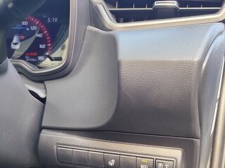 2021 Toyota Corolla XII (E210), чёрный, 1850000 рублей, вид 3