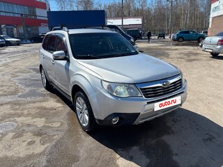 2011 Subaru Forester III Рестайлинг, серебристый, 820000 рублей, вид 2