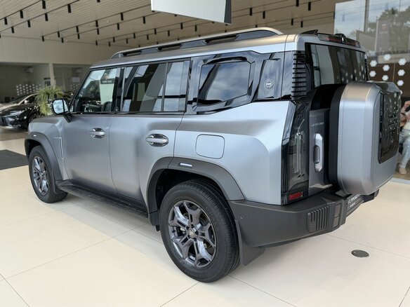 2023 Jetour T2, серый, 2790000 рублей - вид 6