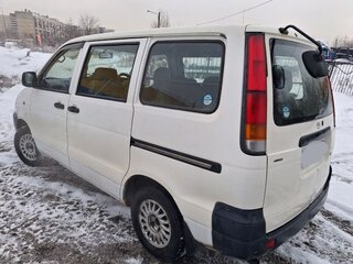 1999 Toyota Lite Ace V, белый, 550000 рублей, вид 2