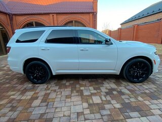 2020 Dodge Durango III Рестайлинг, белый, 5500000 рублей, вид 4