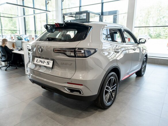 2025 Changan UNI-S I, серый, 3179900 рублей - вид 23