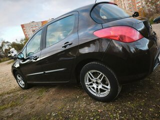 2011 Peugeot 308 I Рестайлинг, коричневый, 620000 рублей, вид 5