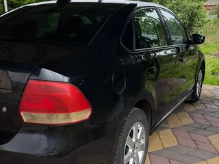 2011 Volkswagen Polo V, чёрный, 490000 рублей, вид 3