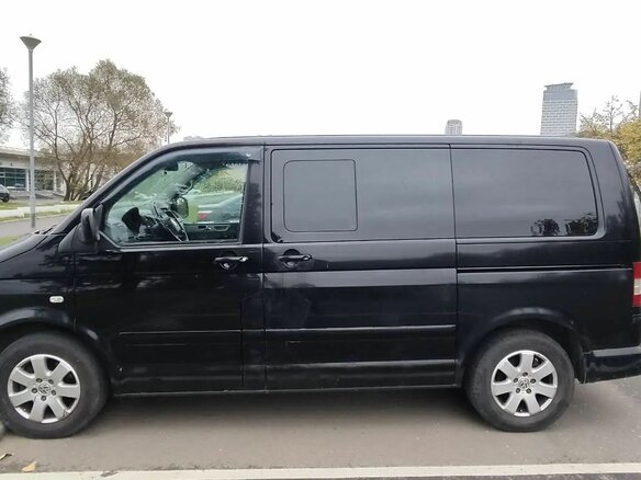 2007 Volkswagen Multivan T5, чёрный, 1700000 рублей - вид 3