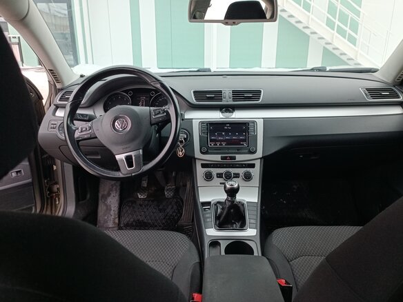 2012 Volkswagen Passat B7, бежевый, 850000 рублей - вид 5