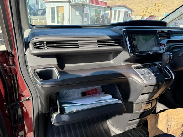 2018 Honda Stepwgn Spada V Рестайлинг, красный, 2750000 рублей - вид 28