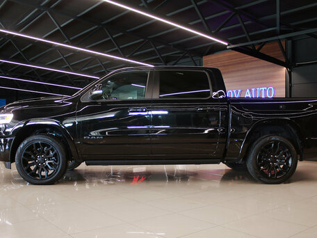 2024 Ram 1500 Crew Cab V Рестайлинг, чёрный, 8999000 рублей, вид 2