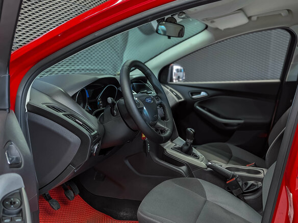 2012 Ford Focus III, красный - вид 8