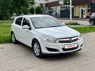 2011 Opel Astra H Рестайлинг, белый, 460000 рублей, вид 3