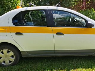 2017 Renault Logan II, белый, 480000 рублей, вид 3