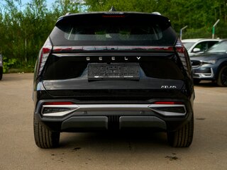 2026 Geely Atlas II, чёрный, 3870940 рублей, вид 5