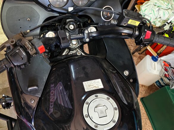 2000 Honda NT650V Deauville, чёрный, 330000 рублей - вид 4