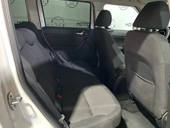 2012 Skoda Yeti I, белый - вид 10