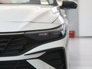 2026 Hyundai Elantra VII (CN7) Рестайлинг, белый, 2097374 рублей, вид 4