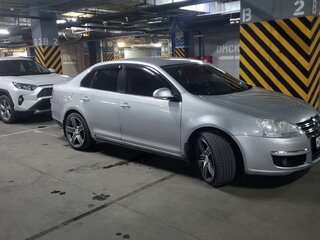 2009 Volkswagen Jetta V, серебристый, 600000 рублей, вид 5
