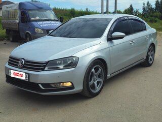 2011 Volkswagen Passat B7, серебристый, 710000 рублей, вид 1