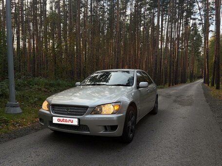2001 Toyota Altezza, серый, 650000 рублей, вид 1
