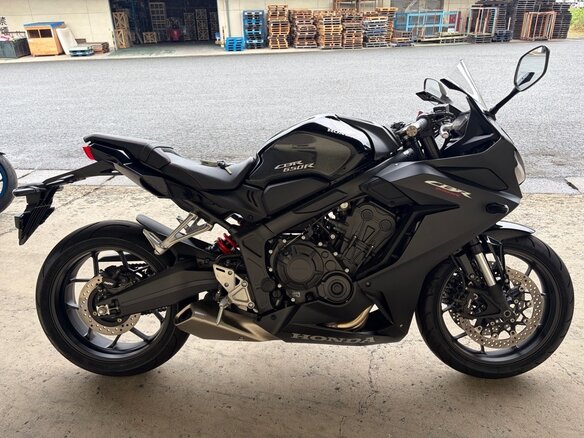 2023 Honda CBR 650R, чёрный, 949000 рублей - вид 14