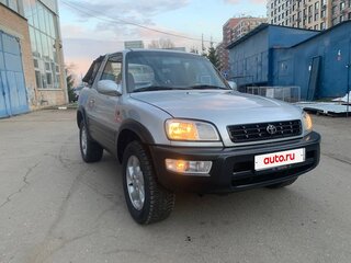 1998 Toyota RAV4 I (XA10), серебристый, 700000 рублей, вид 4