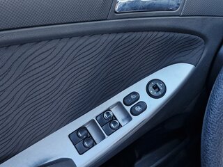 2014 Hyundai Solaris I, чёрный, 573000 рублей, вид 3