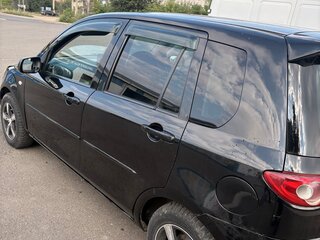 2004 Mazda Demio II (DY), чёрный, 355000 рублей, вид 4