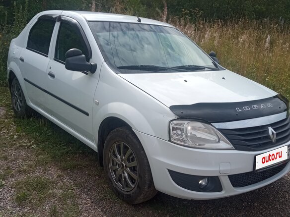 2011 Renault Logan I Рестайлинг, белый, 350000 рублей - вид 3